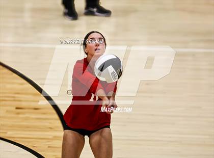 Thumbnail 3 in Lawrence North @ Noblesville photogallery.