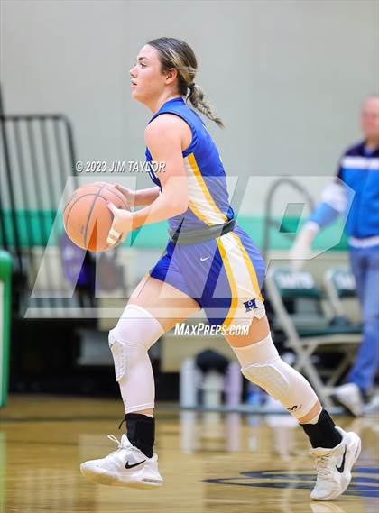 Thumbnail 1 in Huckabay vs Graford (Relentless Runnin' Cats Classic) photogallery.