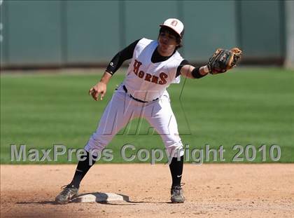 Thumbnail 1 in Dobie vs. Lee (Warrior Classic) photogallery.