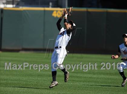 Thumbnail 1 in Dobie vs. Lee (Warrior Classic) photogallery.