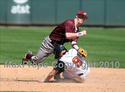 Thumbnail 2 in Dobie vs. Lee (Warrior Classic) photogallery.