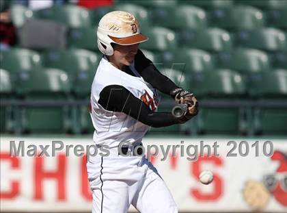 Thumbnail 2 in Dobie vs. Lee (Warrior Classic) photogallery.