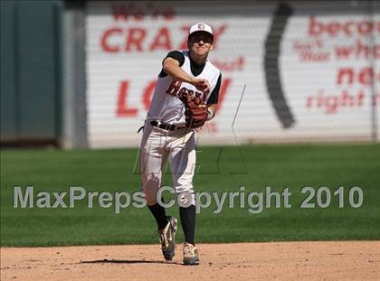 Thumbnail 3 in Dobie vs. Lee (Warrior Classic) photogallery.