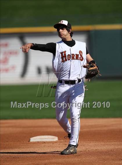 Thumbnail 3 in Dobie vs. Lee (Warrior Classic) photogallery.