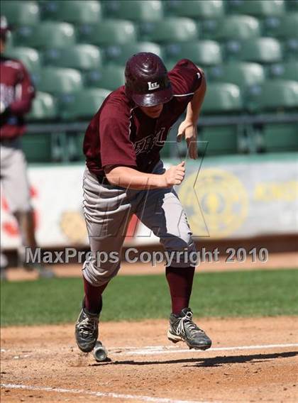 Thumbnail 3 in Dobie vs. Lee (Warrior Classic) photogallery.