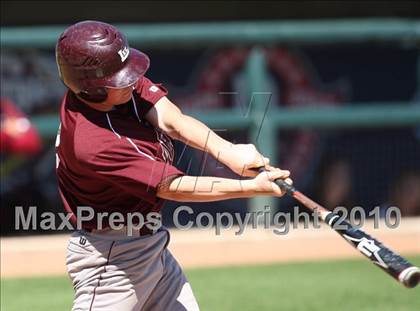 Thumbnail 3 in Dobie vs. Lee (Warrior Classic) photogallery.