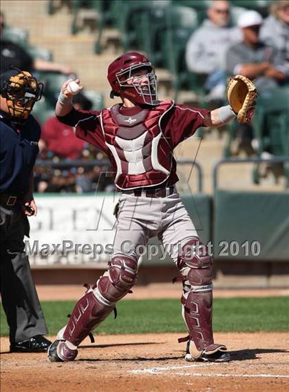 Thumbnail 1 in Dobie vs. Lee (Warrior Classic) photogallery.
