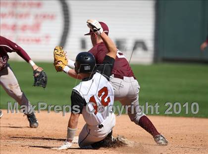 Thumbnail 1 in Dobie vs. Lee (Warrior Classic) photogallery.