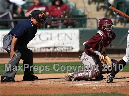 Thumbnail 2 in Dobie vs. Lee (Warrior Classic) photogallery.