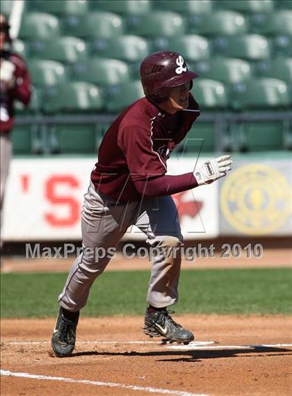 Thumbnail 1 in Dobie vs. Lee (Warrior Classic) photogallery.