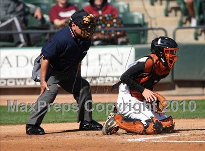Thumbnail 1 in Dobie vs. Lee (Warrior Classic) photogallery.