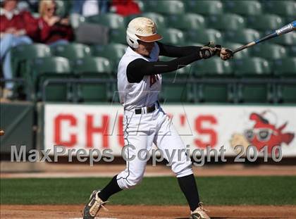 Thumbnail 3 in Dobie vs. Lee (Warrior Classic) photogallery.