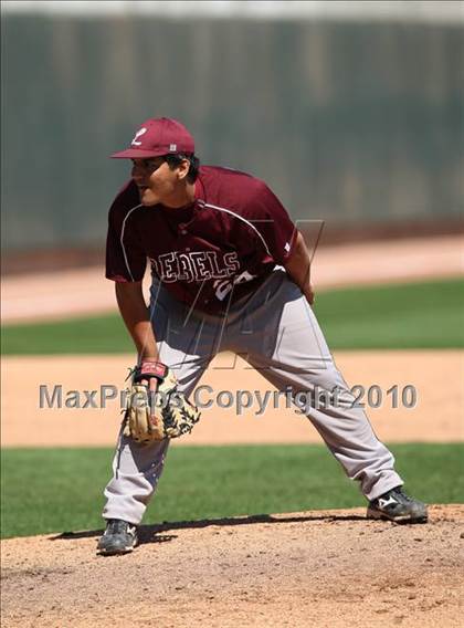 Thumbnail 3 in Dobie vs. Lee (Warrior Classic) photogallery.