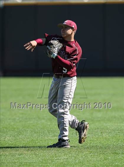 Thumbnail 1 in Dobie vs. Lee (Warrior Classic) photogallery.