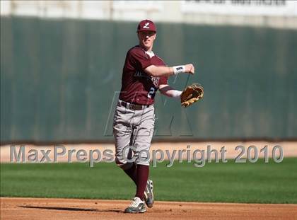 Thumbnail 2 in Dobie vs. Lee (Warrior Classic) photogallery.