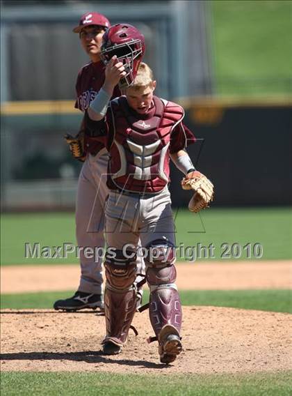 Thumbnail 1 in Dobie vs. Lee (Warrior Classic) photogallery.