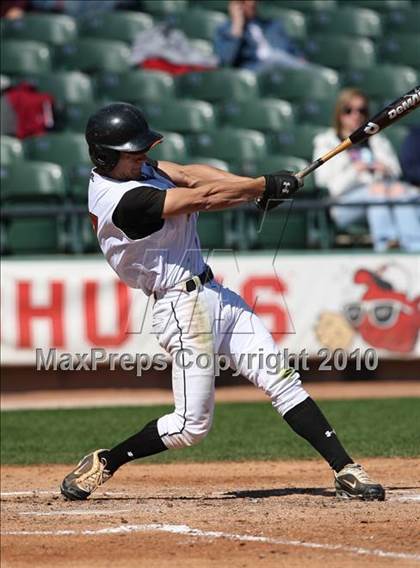 Thumbnail 2 in Dobie vs. Lee (Warrior Classic) photogallery.
