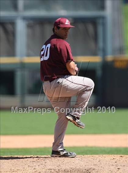 Thumbnail 3 in Dobie vs. Lee (Warrior Classic) photogallery.