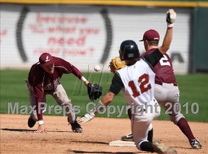 Thumbnail 3 in Dobie vs. Lee (Warrior Classic) photogallery.