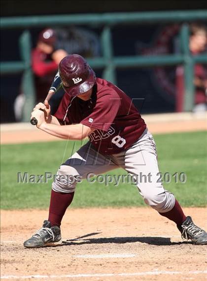 Thumbnail 2 in Dobie vs. Lee (Warrior Classic) photogallery.
