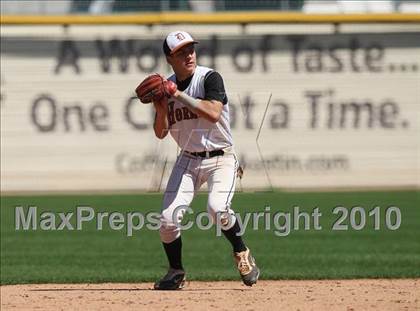 Thumbnail 2 in Dobie vs. Lee (Warrior Classic) photogallery.