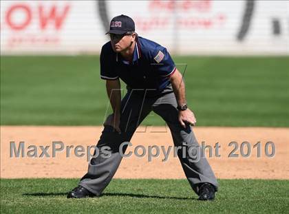 Thumbnail 3 in Dobie vs. Lee (Warrior Classic) photogallery.