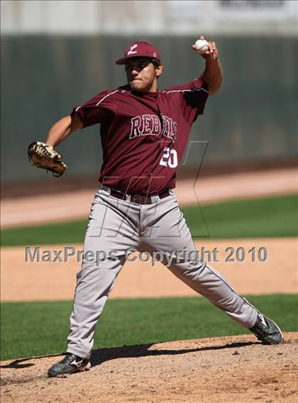 Thumbnail 1 in Dobie vs. Lee (Warrior Classic) photogallery.