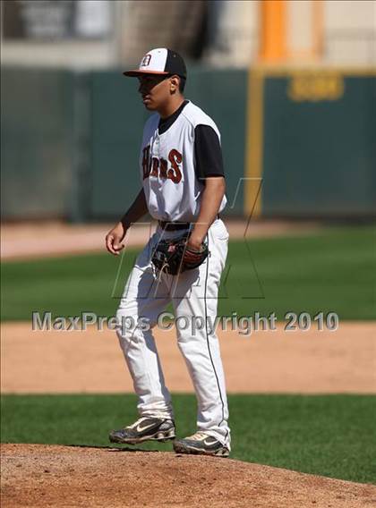 Thumbnail 2 in Dobie vs. Lee (Warrior Classic) photogallery.