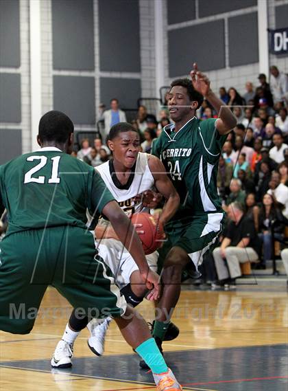 Thumbnail 3 in El Cerrito vs. Bishop O'Dowd (CIF NCS D3 Final) photogallery.