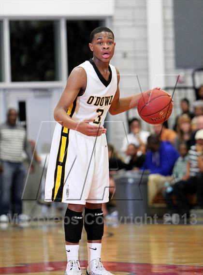Thumbnail 3 in El Cerrito vs. Bishop O'Dowd (CIF NCS D3 Final) photogallery.