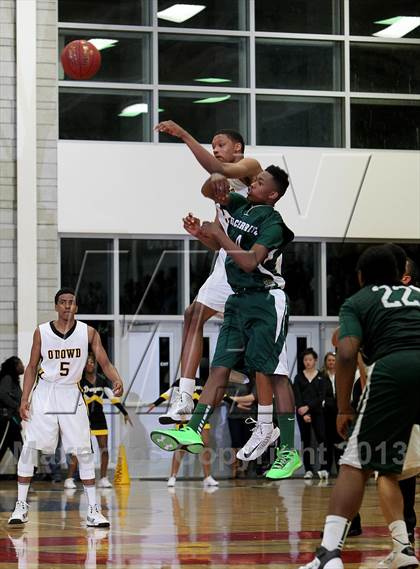 Thumbnail 2 in El Cerrito vs. Bishop O'Dowd (CIF NCS D3 Final) photogallery.