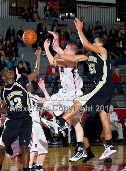 Thumbnail 3 in Fossil Ridge vs. Heritage photogallery.