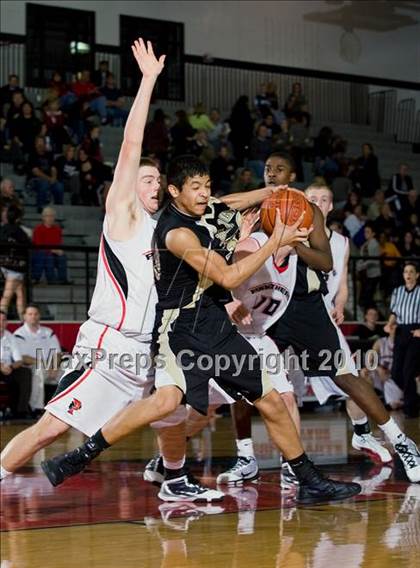 Thumbnail 2 in Fossil Ridge vs. Heritage photogallery.