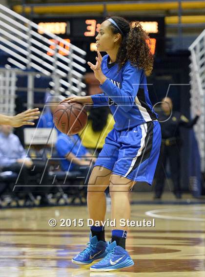 Thumbnail 3 in La Jolla Country Day vs. Eastside College Prep (CIF State D5 Final) photogallery.