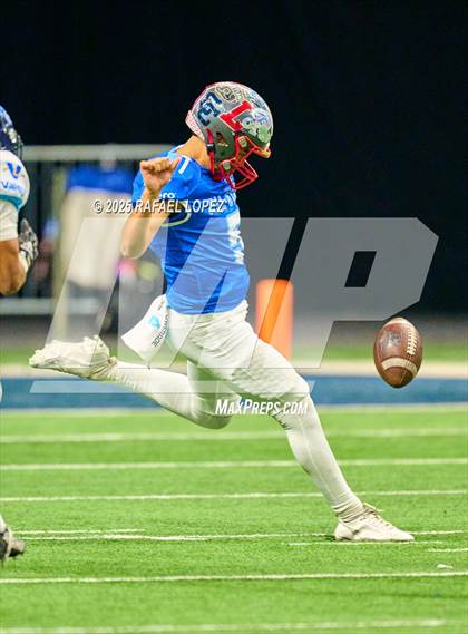 Thumbnail 1 in San Antonio All-Star Game photogallery.