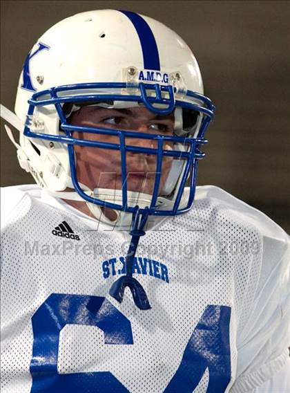 Thumbnail 2 in Archbishop Moeller vs. St. Xavier photogallery.
