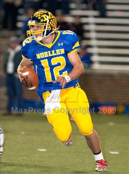 Thumbnail 2 in Archbishop Moeller vs. St. Xavier photogallery.