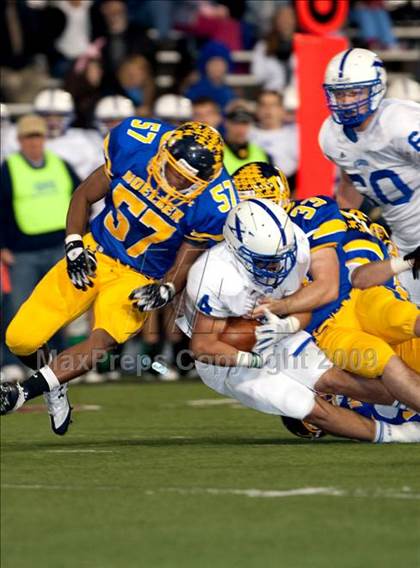 Thumbnail 3 in Archbishop Moeller vs. St. Xavier photogallery.