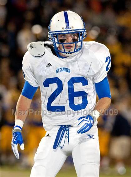 Thumbnail 3 in Archbishop Moeller vs. St. Xavier photogallery.