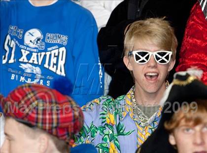 Thumbnail 3 in Archbishop Moeller vs. St. Xavier photogallery.