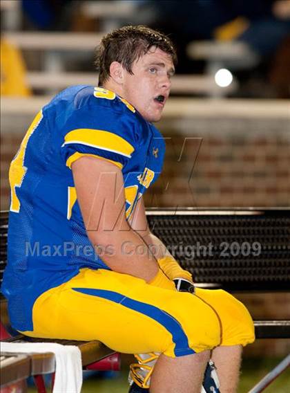 Thumbnail 1 in Archbishop Moeller vs. St. Xavier photogallery.