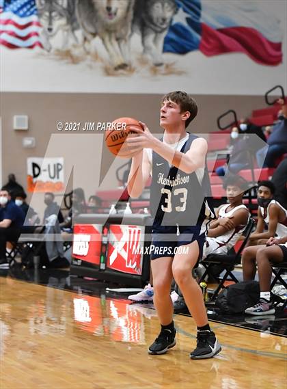 Thumbnail 1 in Hendrickson @ Weiss photogallery.