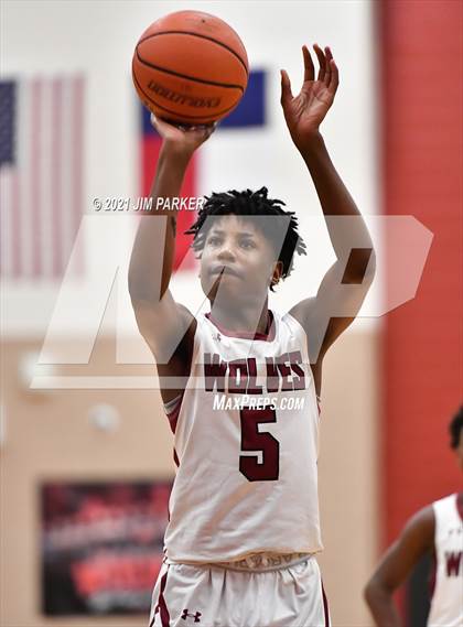Thumbnail 2 in Hendrickson @ Weiss photogallery.