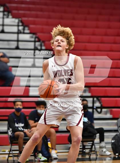 Thumbnail 1 in Hendrickson @ Weiss photogallery.