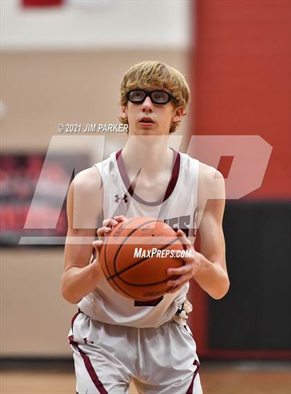 Thumbnail 1 in Hendrickson @ Weiss photogallery.