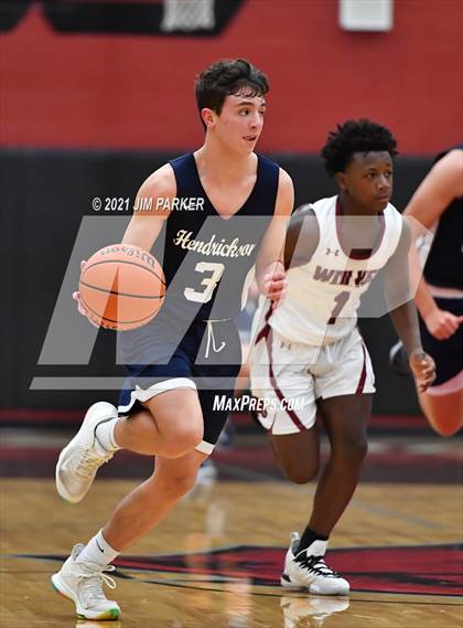 Thumbnail 1 in Hendrickson @ Weiss photogallery.