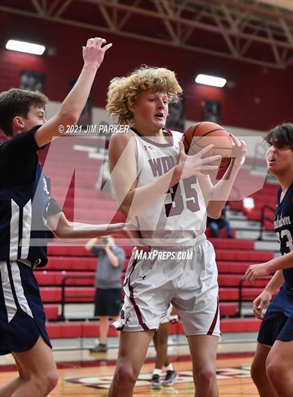 Thumbnail 1 in Hendrickson @ Weiss photogallery.