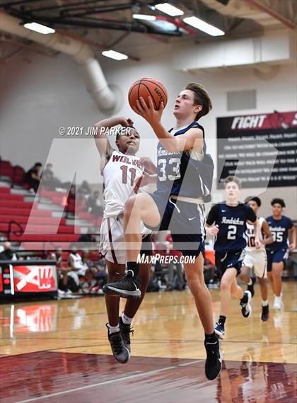 Thumbnail 1 in Hendrickson @ Weiss photogallery.