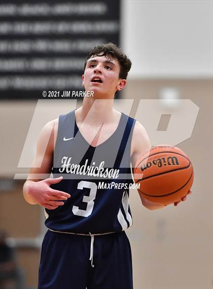 Thumbnail 3 in Hendrickson @ Weiss photogallery.