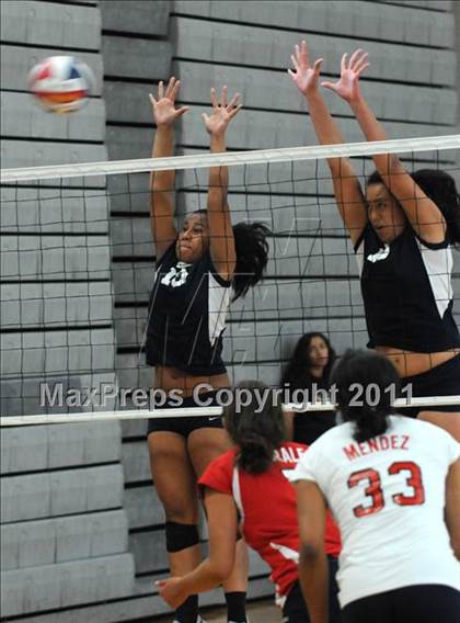 Thumbnail 1 in Redondo vs. Kamehameha (Durango Fall Classic) photogallery.